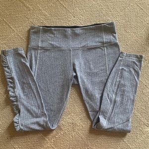 Grey herringbone Lululemon tights